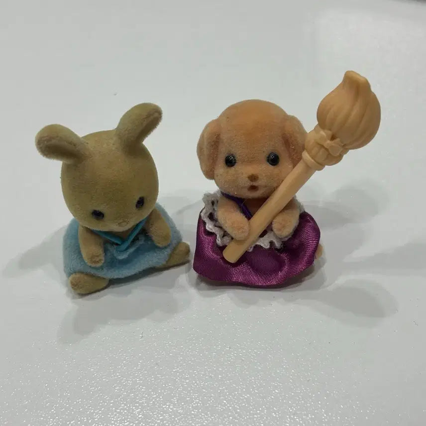 [BUNJANG] Sylvanian Families Rabbit &amp; Dog Figures / 실바니안 토끼 강아지