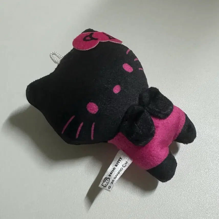 [BUNJANG] Sanrio Hello Kitty Black Gacha / 산리오 헬로키티 블랙 가챠