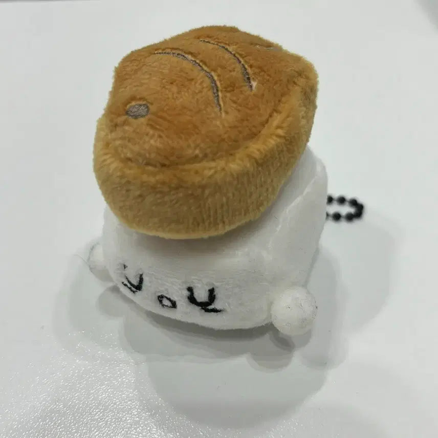 [BUNJANG] Bungeoppang Sushi Keychain / 붕어빵 초밥 키링