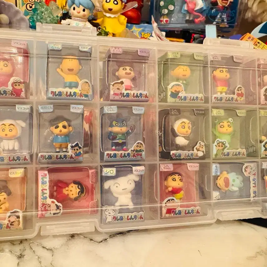 [BUNJANG] Crayon Shin-chan Rice Grain Figure 18-Piece Set with Case / 케이스 포함) 짱구 쌀알피규어 18종 일괄 세트