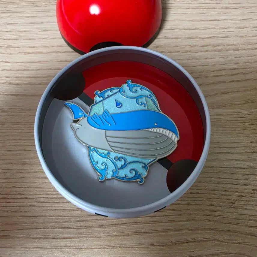 [BUNJANG] Urban Forest Pokemon Metal Pin Set: Ditto &amp; Wailord / urban forest 핀뱃지(메타몽,고래왕)