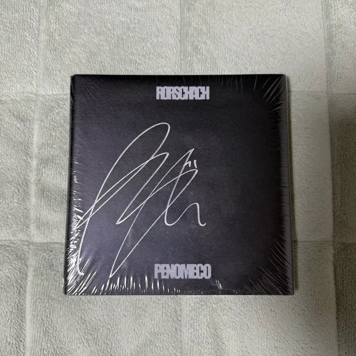 [BUNJANG] Penomeco Rorschach Signed Album / 페노메코 Rorschach 싸인반 앨범