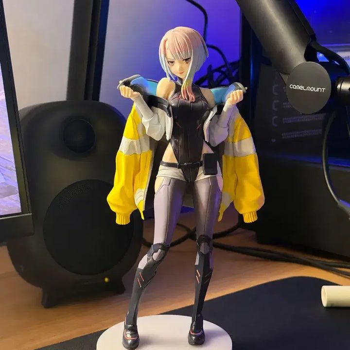 [BUNJANG] Lucy Figure Cyberpunk: Edgerunners / 사이버펑크 엣지러너 루시 피규어
