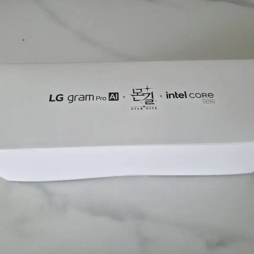 [BUNJANG] LG Gram "Monster Gil" Collaboration Limited Edition Merchandise (Sealed) / 몬길 그램 굿즈 팝니다 미개봉.