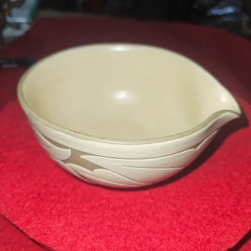 [BUNJANG] Sansung Pottery Sansung Seal Sugoo (Elaborate Carved Tea Ware) / [산성도예] 작가 작품 산성 낙관 수구 (정교한 조각 다기)