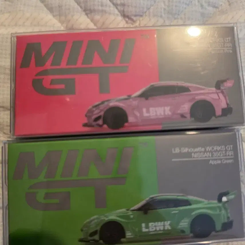 [BUNJANG] Mini GT R35 (Pink, Apple Green) Diecast Model Car Set / minigt r35 418 437