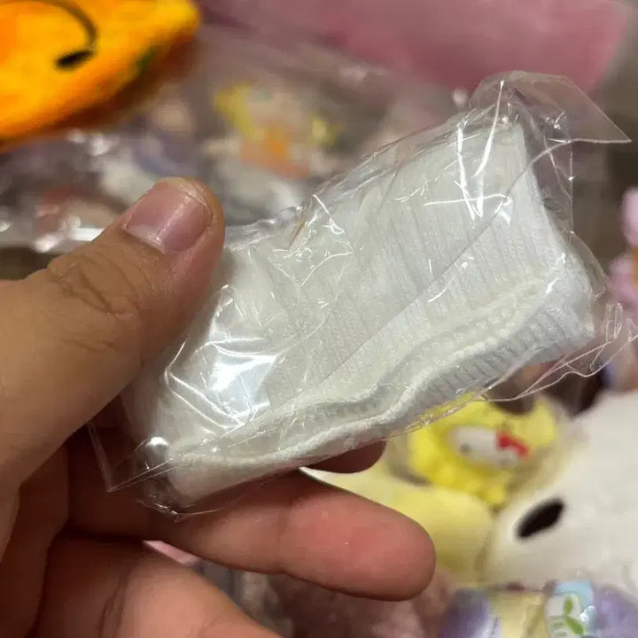 [BUNJANG] Sanrio Sugarbunnies Kurousa Water Bottle Cover Gacha / 산리오 슈가바니즈 쿠로우사 물병 커벼 가챠