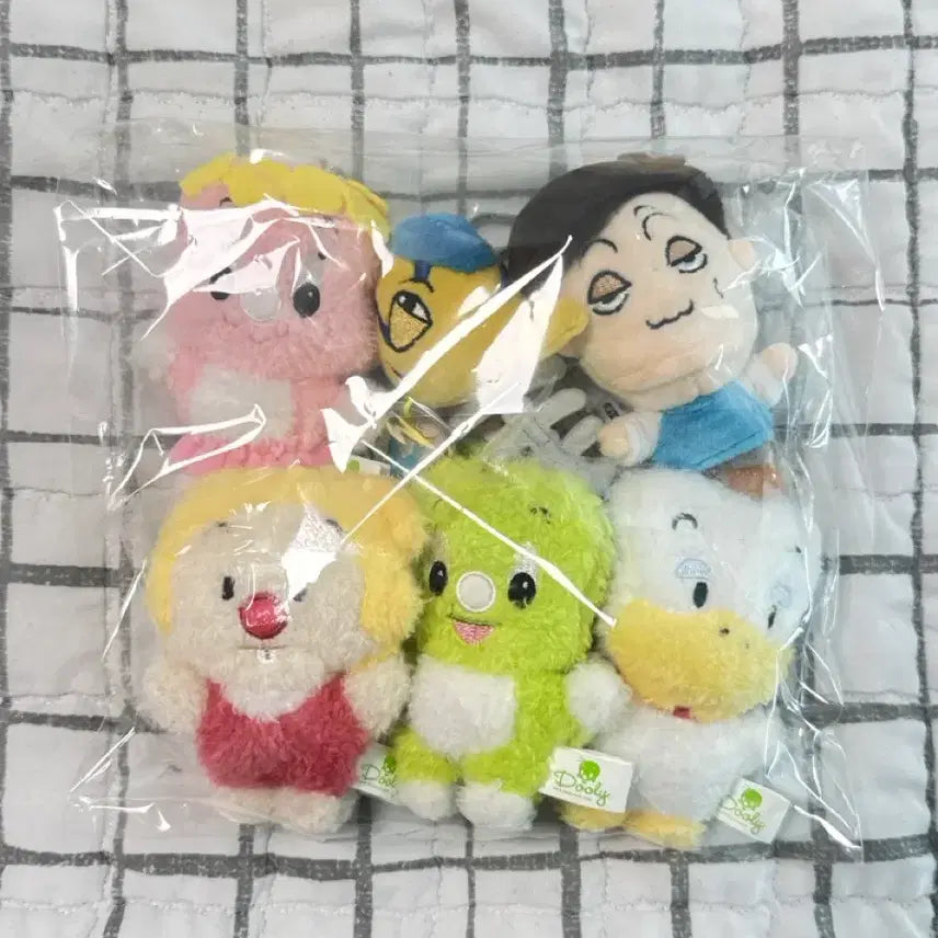 [BUNJANG] Dooly the Little Dinosaur Character Plush Set (Dooly, Ddochi, Douner, Gongshili, Gashigogi, Gil-dong) / 아기 공룡 둘리 또치 도우너 공실이 가시고기 길동