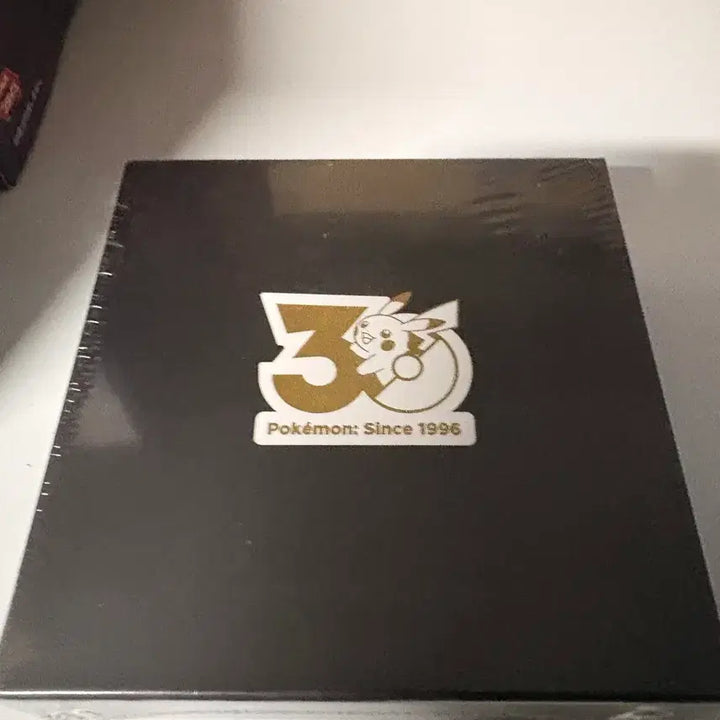 [BUNJANG] Pokemon 30th Anniversary June Badge (Sealed) / [미개봉] 포켓몬 온라인 스토어 30주년 6월 뱃지