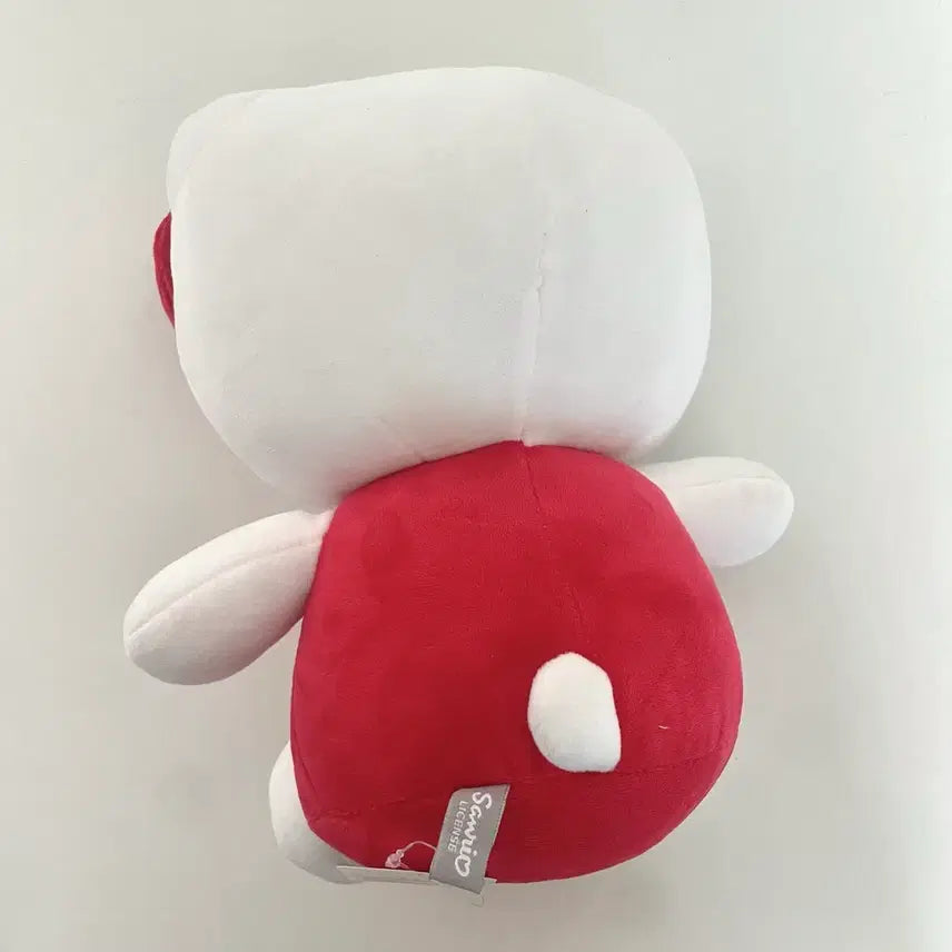 [BUNJANG] Sanrio Strawberry Hello Kitty Plush Doll / 산리오 딸기 키티 헬로키티 인형