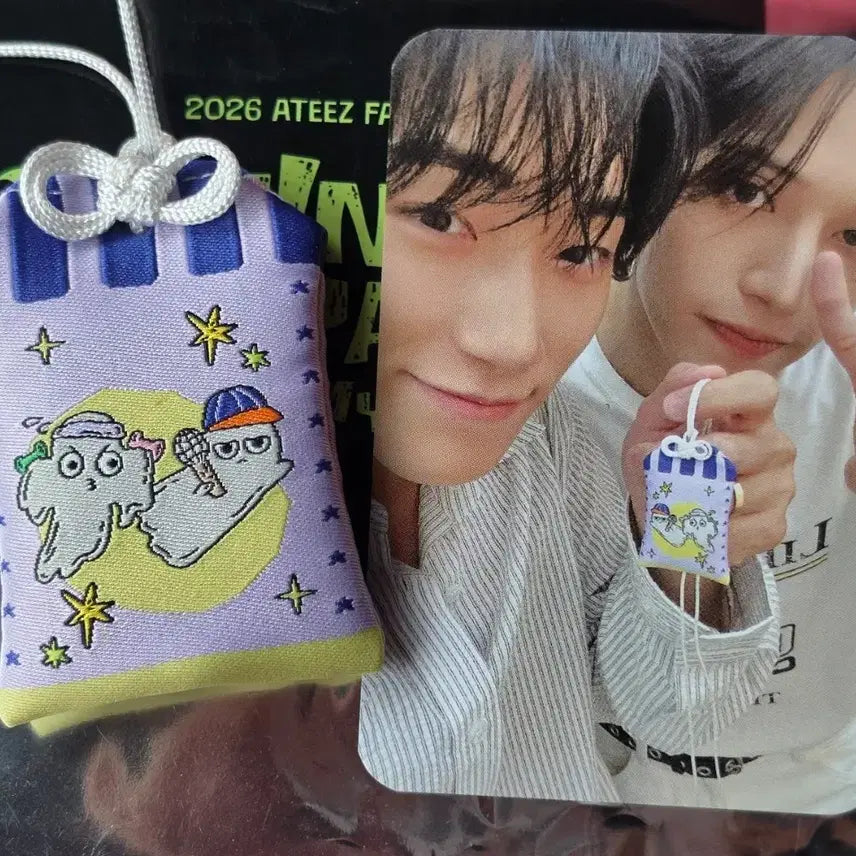 [BUNJANG] ATEEZ Fanmeeting Omamori &amp; Unit Photocard Set (Wooyoung, San) / 에이티즈  ATEEZ 팬미팅 오마모리 + 유닛 우산 포카 우영 산