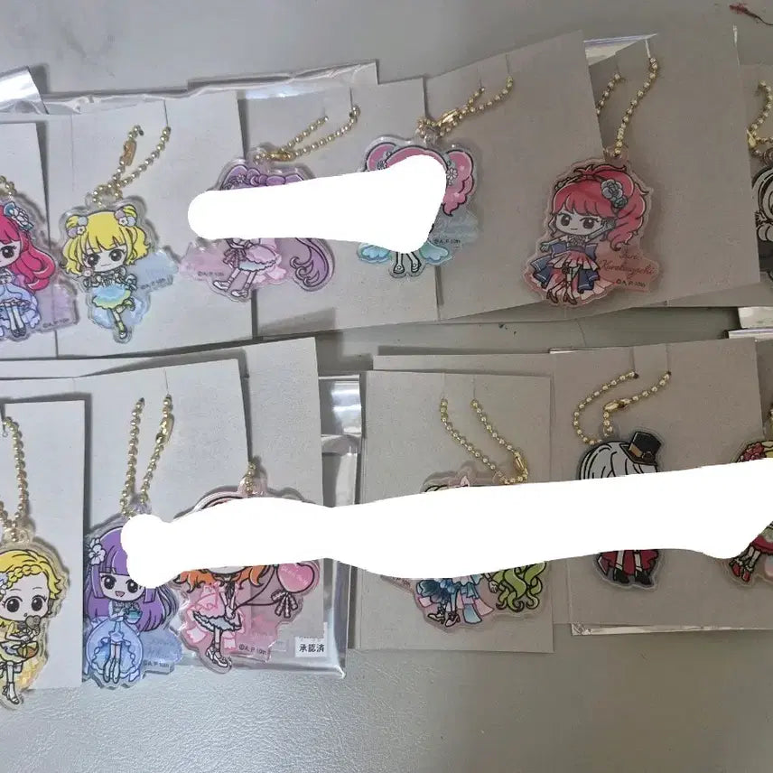 [BUNJANG] PriPara &amp; Aikatsu! Character Acrylic Keychains / 프리파라 아이엠스타 아이카츠 카츠파라 스타파라 가든파티 키링 미래 소피 쥬리 린 희나