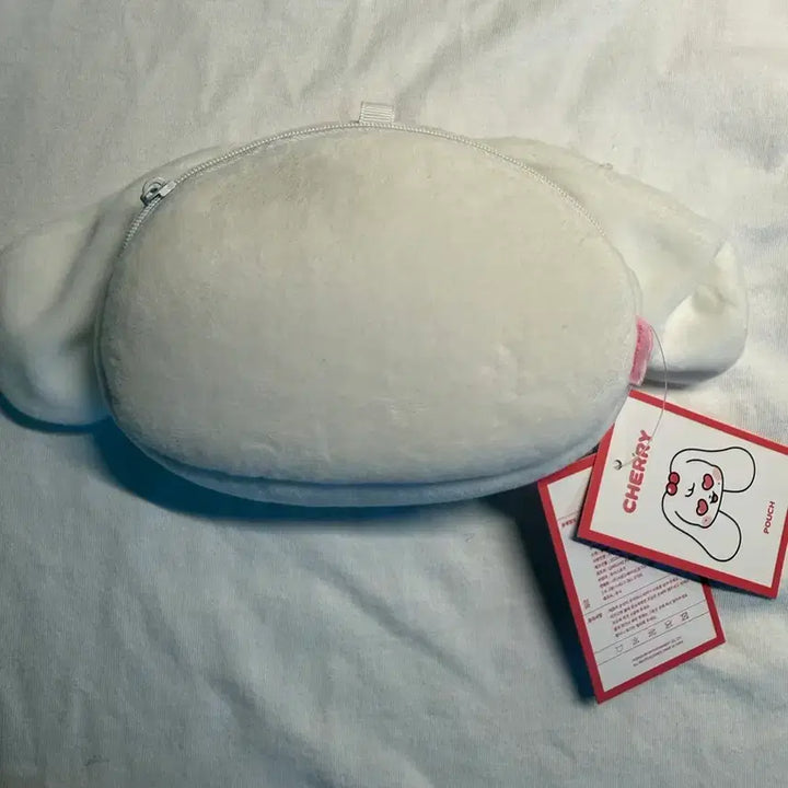 [BUNJANG] IVE Jang Wonyoung MINIVE Cherry Pouch / 장원영 미니브 체리 파우치