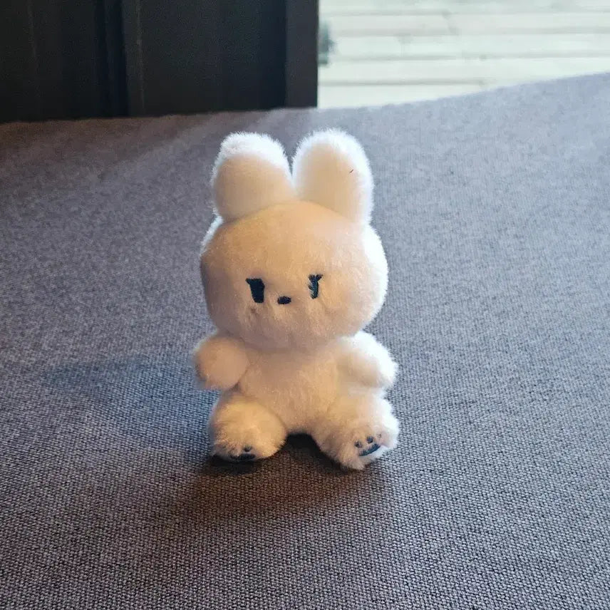 [BUNJANG] Stray Kids Felix Bokkangi Rabbit Doll / 스트레이키즈 스키즈 필릭스 비공식 토끼 인형 비공굿 뽀깽이 토끼인형 굿즈 필릭스인형