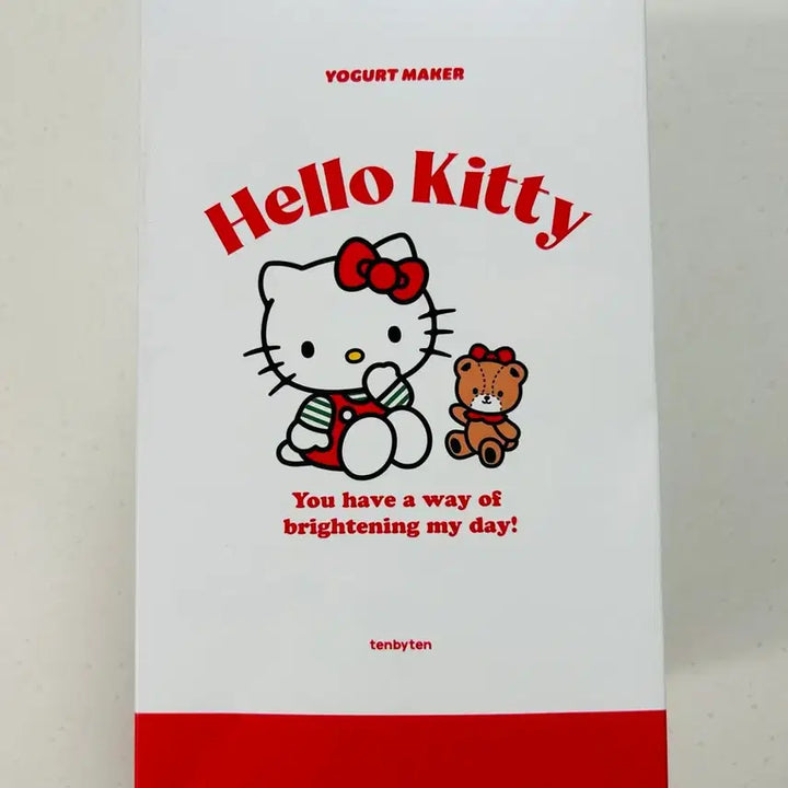 [BUNJANG] Hello Kitty Yogurt Maker (New, Unsealed Box) / [미개봉 새상품] 헬로키티 요거트메이커 (박스 미세 손상)