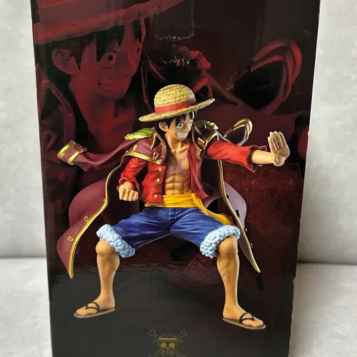 [BUNJANG] Ichiban Kuji One Piece Legend of Time Monkey D. Luffy &amp; Gol D. Roger Cloaked Figure Prize A (Sealed) / 미개봉 원피스 제일복권 이치방쿠지 레전드 오브 타임 루피 로저 망토 피규어 A상
