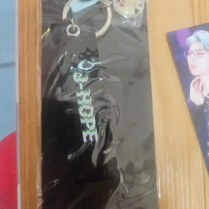 [BUNJANG] BTS J-Hope Bundle Set (Photocard, Sticker, Keyring, etc.) / 방탄소년단 제이홉 키링등 일괄