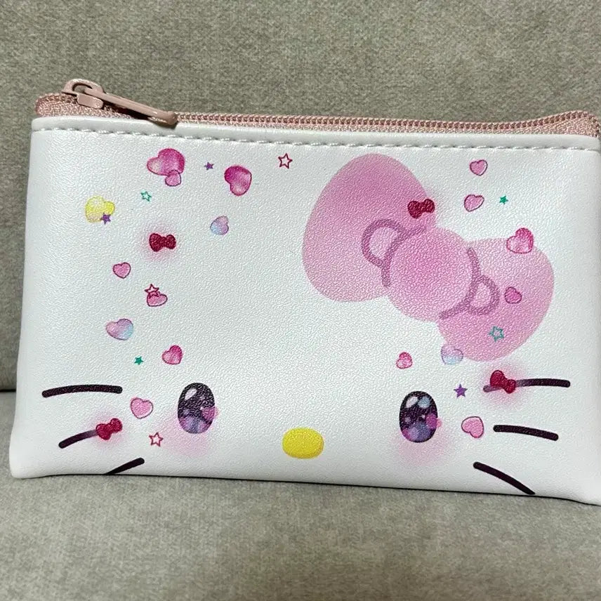 [BUNJANG] Sanrio Hello Kitty 50th Anniversary Coin Pouch / 산리오 헬로키티 50주년 동전지갑 파우치 랜덤 가챠