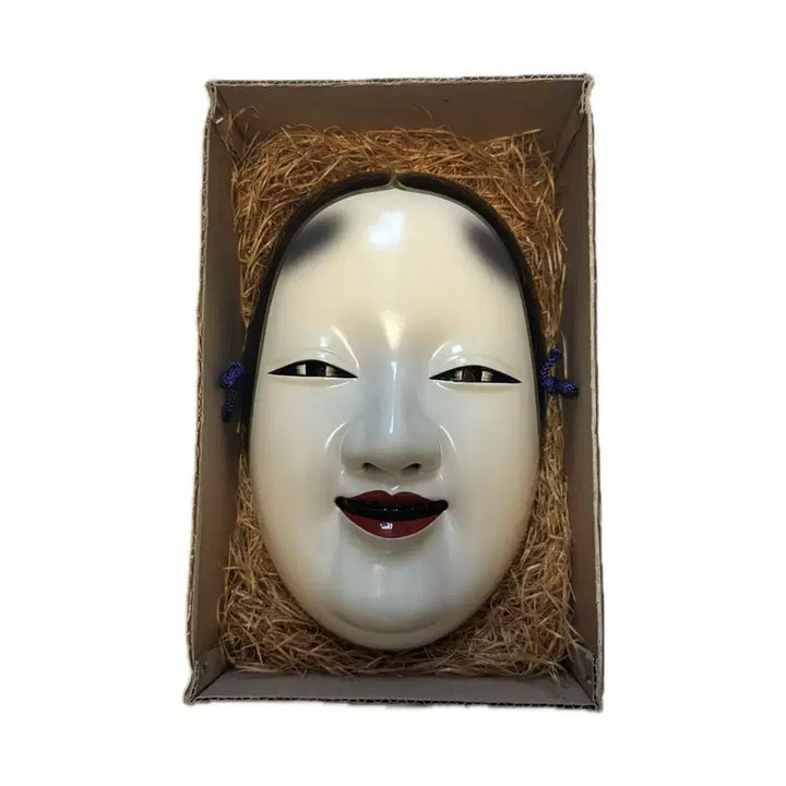 [BUNJANG] Sougeisha (Japan) Ko-omote Noh Mask / 일본 쌍예사 전통가면 노면 코오모테