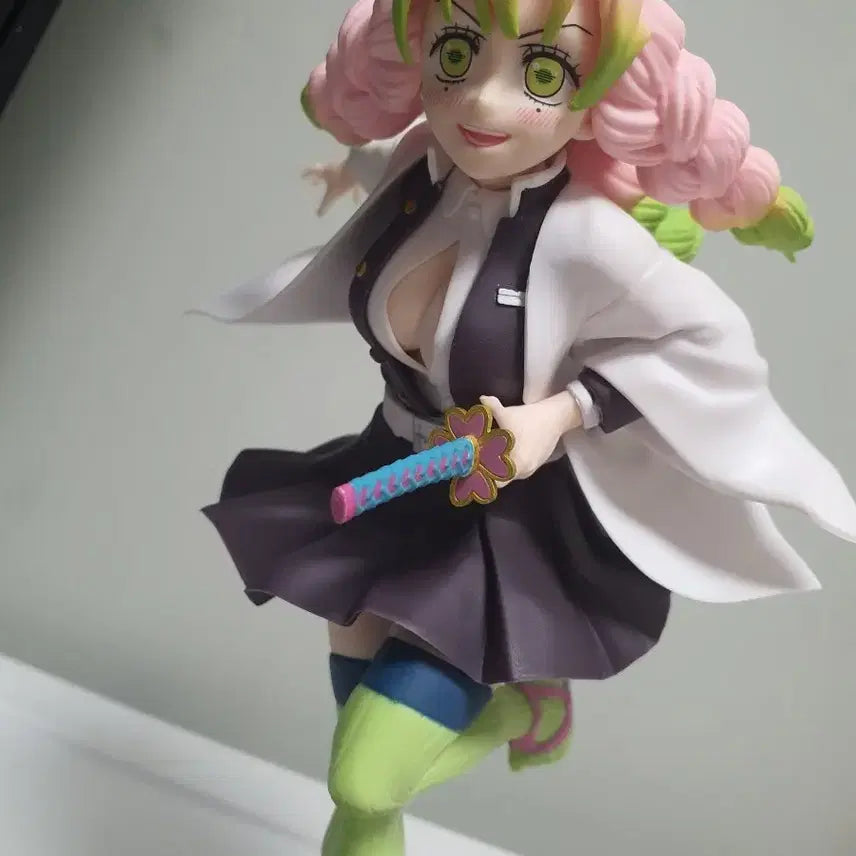 [BUNJANG] Kanroji Mitsuri Figure / 귀멸의 칼날 칸로지 미츠리 피규어