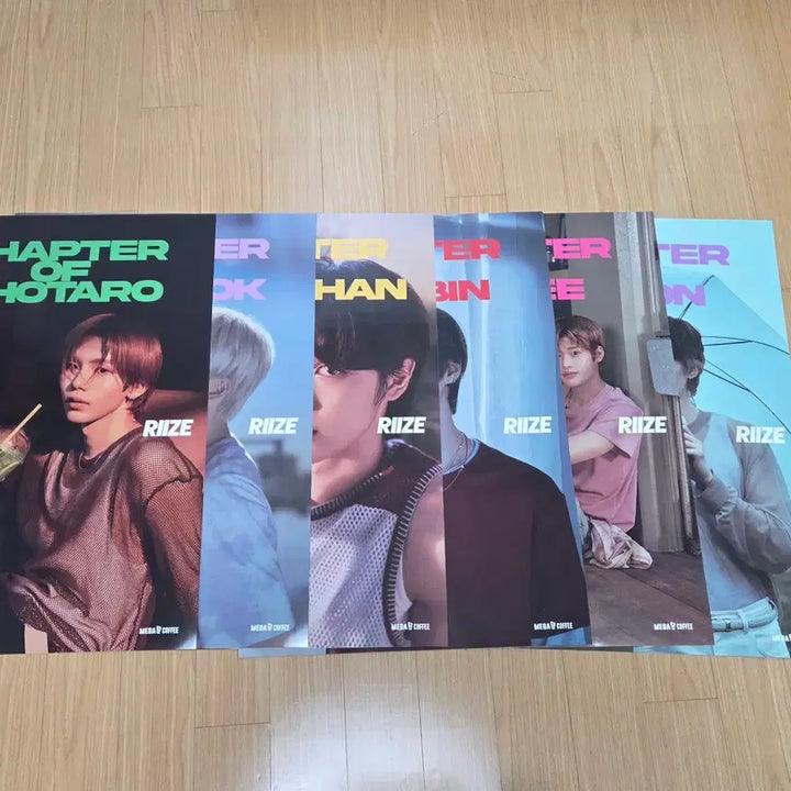 [BUNJANG] RIIZE Megacoffee Megamini Poster Bundle Set / 급 일괄) 라이즈 메가커피 포스터 메가스미니 특전 양도 쇼타로 은석 성찬 원빈 소희 앤톤