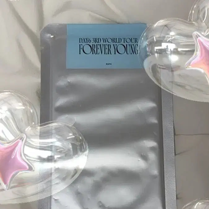 [BUNJANG] Day6 Forever Young Secret Acrylic Stand (Sealed) / (미개봉) 데이식스 포에버영 시크릿 아크릴 스탠드