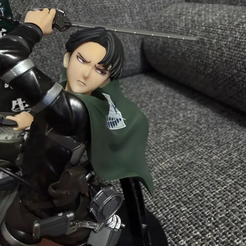 [BUNJANG] Attack on Titan Levi Last One Prize Figure / 제일복권 자유를 찾아서 리바이 라스트원