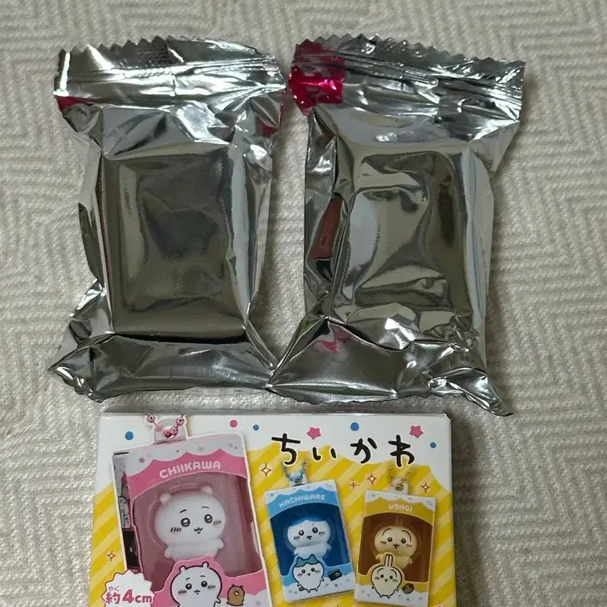 [BUNJANG] Chiikawa &amp; Anoko Chiikawa Choco Box Figure / 치이카와&amp;아노코 치이카와 초코박스 피규어