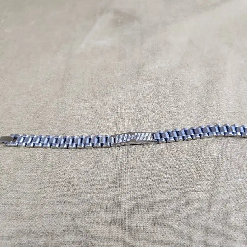 [BUNJANG] Buddhist Scripture Engraved Bracelet / 불교 경전 팔찌 음각으로 불경이 새겨짐