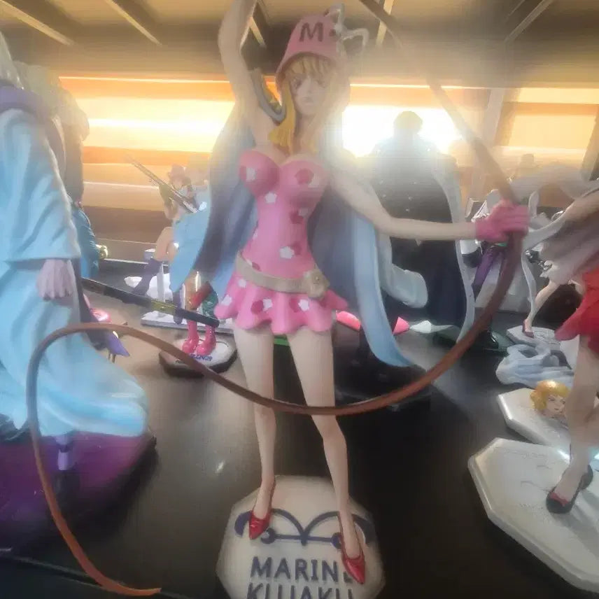 [BUNJANG] One Piece Boa Hancock Kujaku Resin Figure / 원피스 레진 피규어 stand 쿠자쿠