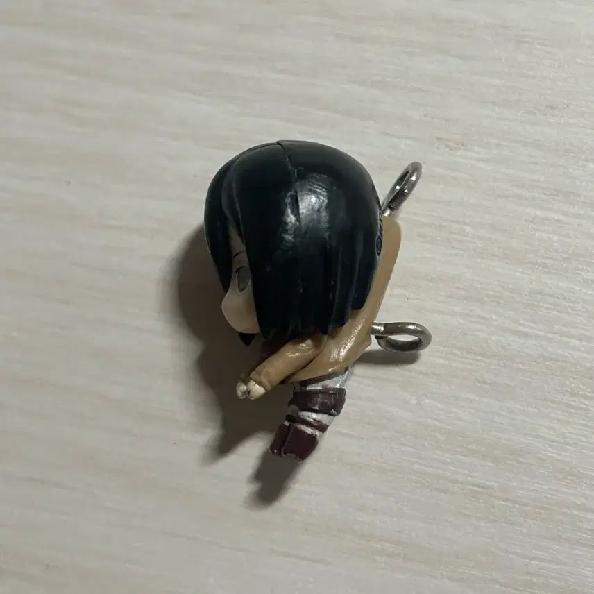 [BUNJANG] Attack on Titan Mikasa Ackerman Dangling Keychain (Gashapon) / 진격의 거인 미카사 대롱 키링 대롱대롱 진격거 고전 대롱가챠