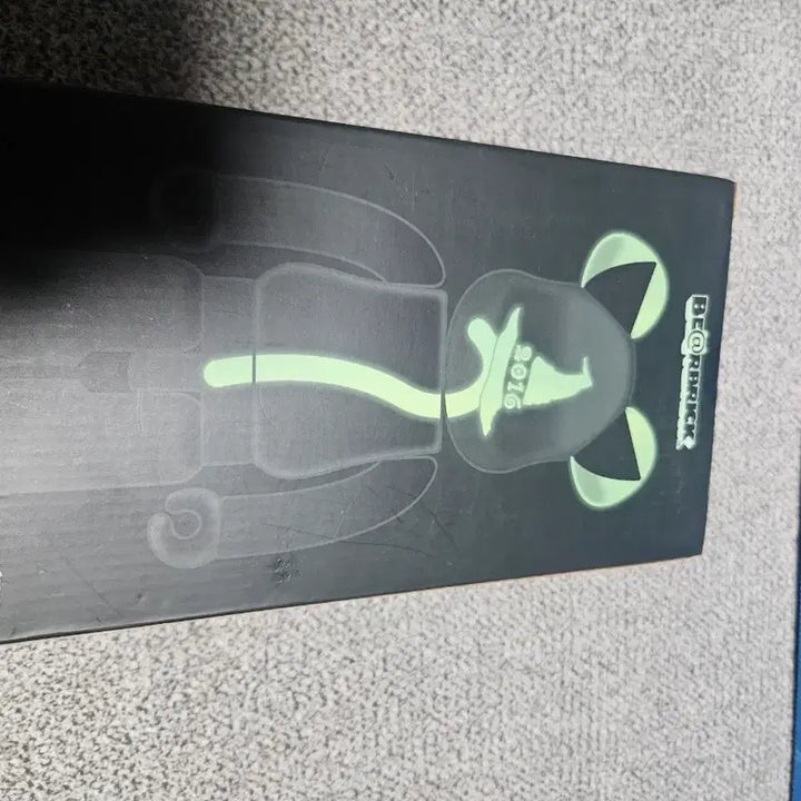 [BUNJANG] Be@rbrick Halloween 2016 Green Glow-in-the-dark Version / 베어브릭 할로윈 2016 (초록색) 버전