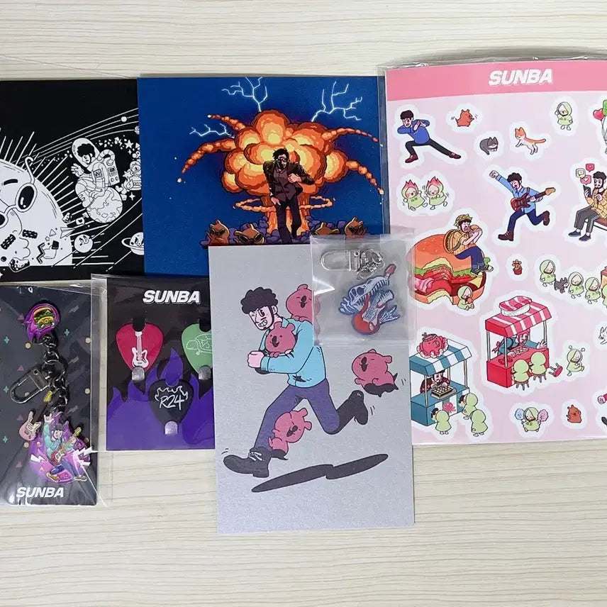 [BUNJANG] Sunba 2021 Goods Postcard Sticker Keychain Guitar Pick Bundle Set / 선바 굿즈 엽서 스티커 키링 기타피크 2021 선바 일괄 판매