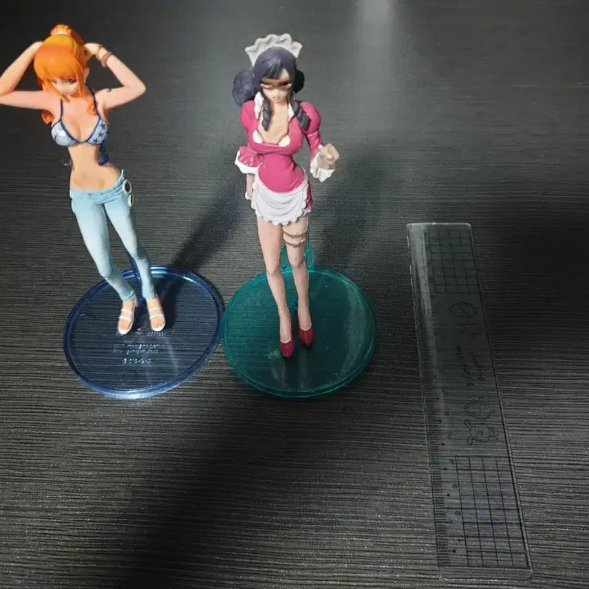[BUNJANG] One Piece Nami Robin Figure Set / 원피스 나미 로빈 피규어 세트
