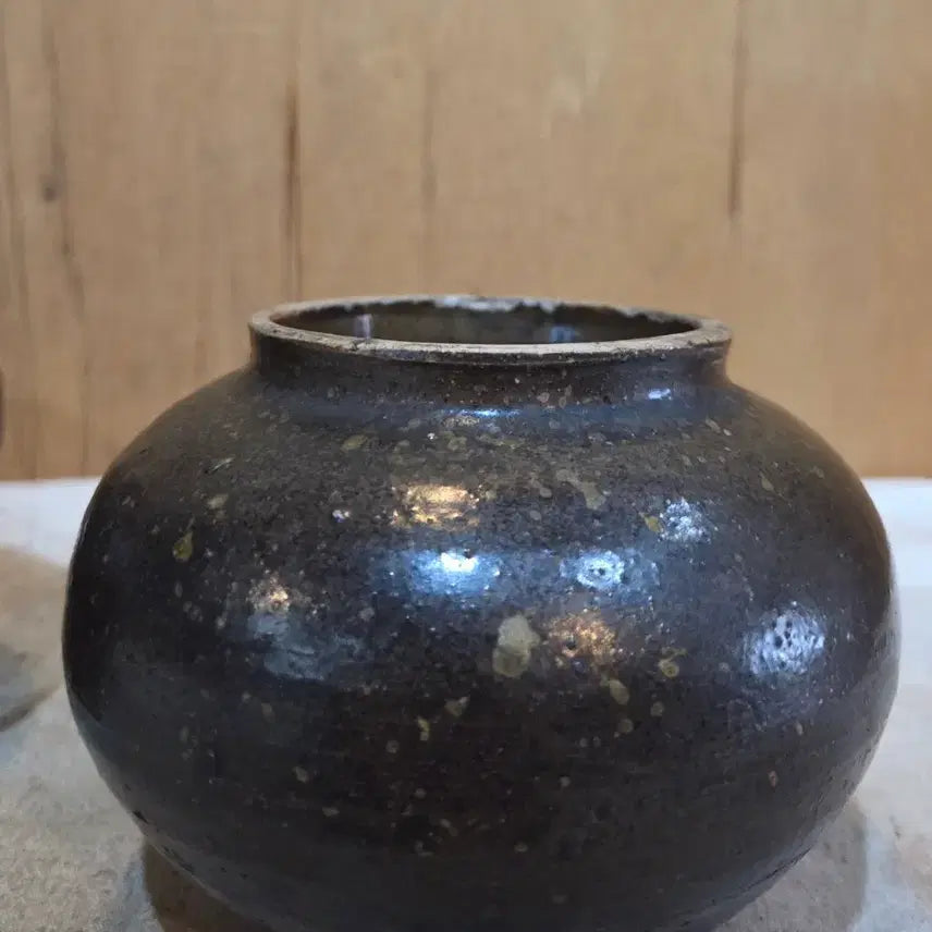 [BUNJANG] Antique Onggi Cockle Jar / Almond Jar Set (2 pcs) / 100년세월의 옹기 꼬막단지 / 알단지 2점