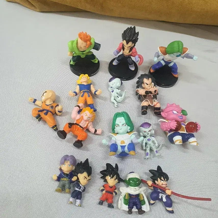 [BUNJANG] Dragon Ball 16-Piece Figure Set / 드래곤볼 피규어 16종 세트