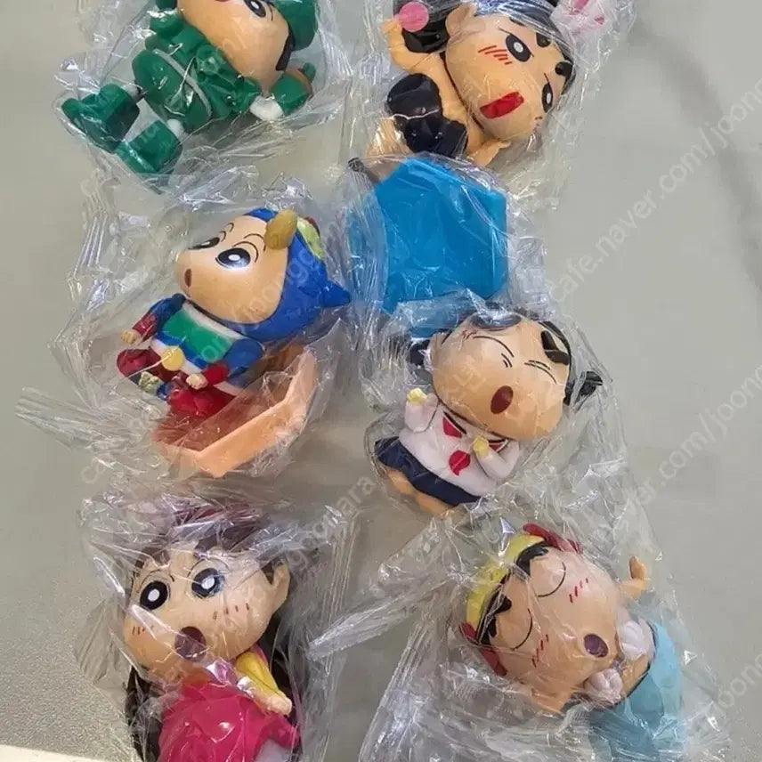 [BUNJANG] Crayon Shin-chan Figure 6-Piece Unsealed Bundle Set / 짱구는 못말려 피규어 6종 미개봉 세트로 일괄 판매합니다.