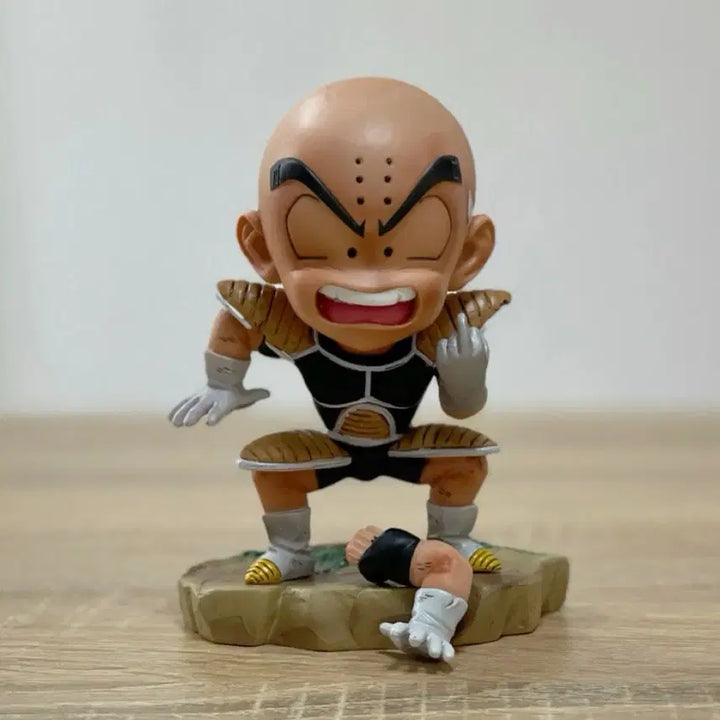 [BUNJANG] Dragon Ball Krillin Middle Finger Figure (Unsealed) / 드래곤볼 크리링 손가락욕 미개봉 피규어 판매합니다.