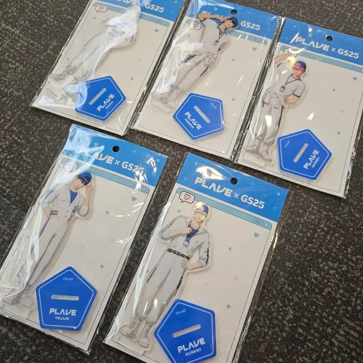 [BUNJANG] PLAVE GS25 Collaboration Acrylic Stand Set (5 Types) / 플레이브 GS25 아크릴 스탠드 5종 세트 일괄