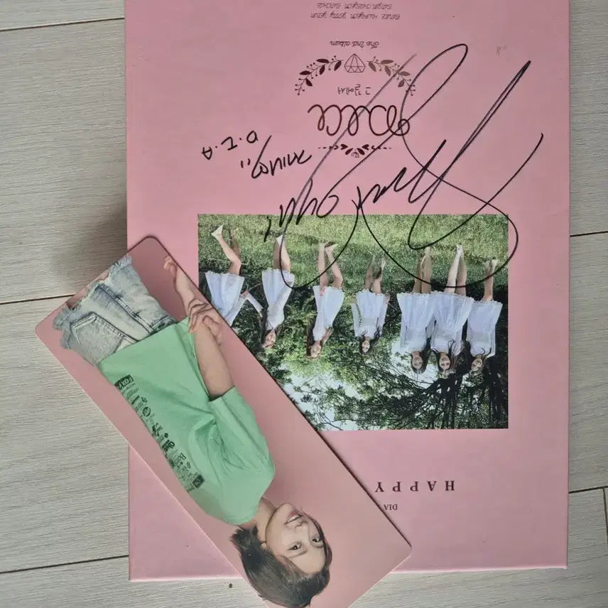 [BUNJANG] DIA 2nd Album HAPPY Signed CD + Photocard / 친필사인 다이아 2집 앨범 HAPPY cd + 포토카드