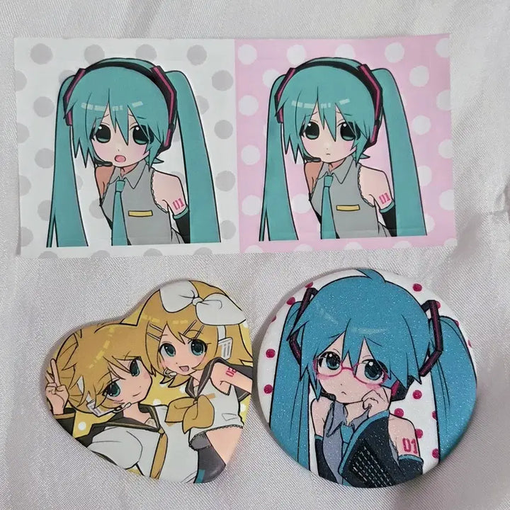[BUNJANG] Hatsune Miku Kagamine Rin Len Pin Button Set / 하츠네 미쿠 카가미네 린 렌 통판 핀버튼
