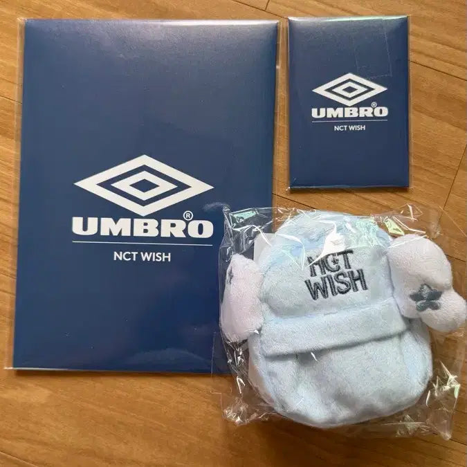 [BUNJANG] NCT WISH x UPBRO Photocard Set Bundle / 엔시티위시 가방이랑 업브로 포카세트 팝니다!