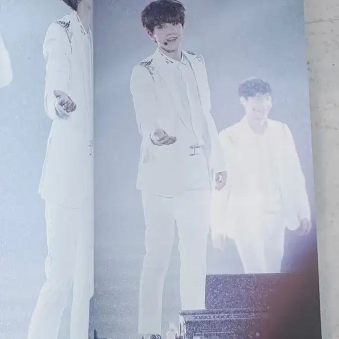 [BUNJANG] EXO Baekhyun Shot a Love Photobook / shot a love 샷어럽 백현 화보
