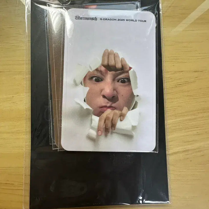 [BUNJANG] G-Dragon Weverse Man Sweater Card Cover Sticker / 지드래곤 위버맨쉬 카드 커버 스티커