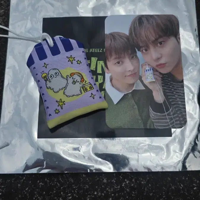 [BUNJANG] ATEEZ Fanmeeting ATEEZ ZONE Omamori Unit Photocard - Hongjoong &amp; Jongho (Cap-makz) / ateez 에이티즈 팬미팅 에이티니존 오마모리 유닛 포카 홍중 종호 캡막즈 양도