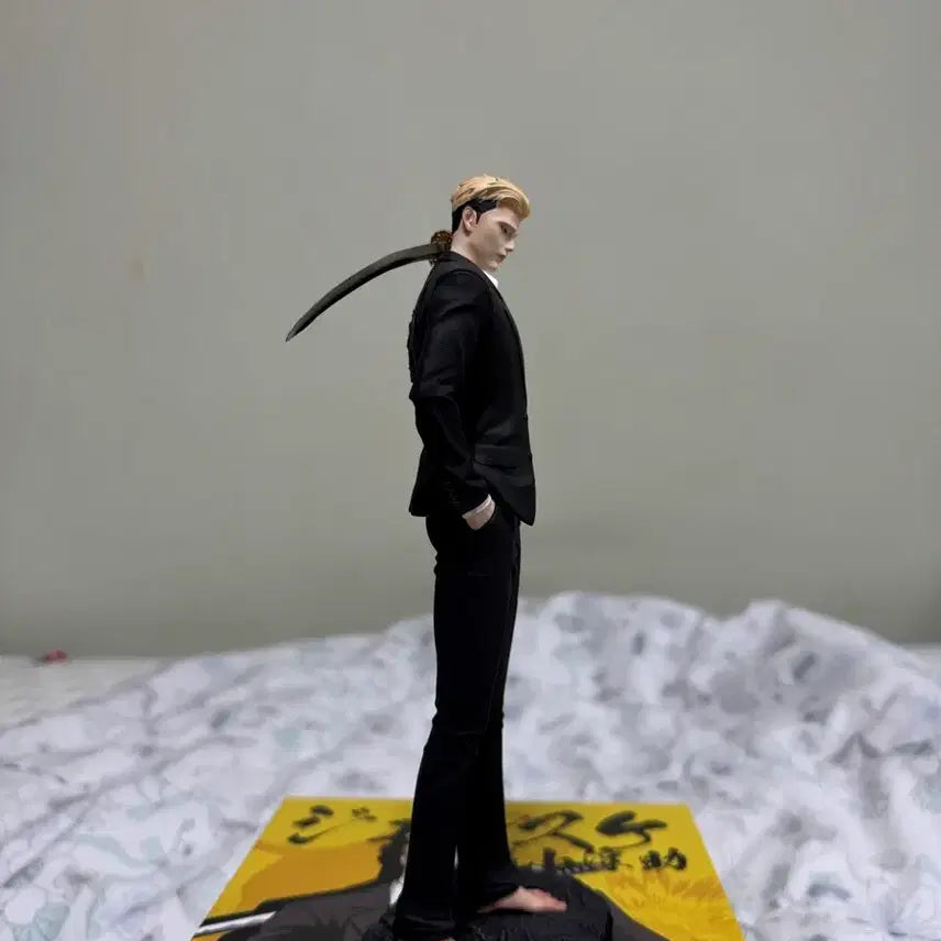 [BUNJANG] Lookism VIP Pop-up Kim Joon-gu Figure / 외모지상주의 VVIP 팝업 김준구 피규어