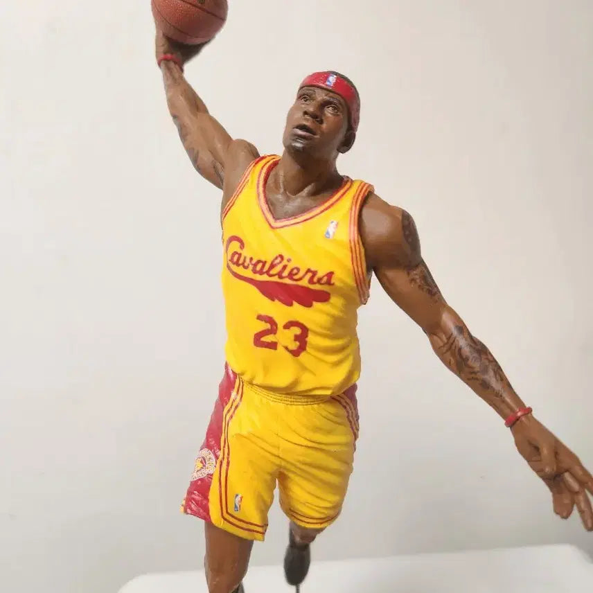 [BUNJANG] McFarlane NBA LeBron James Cleveland Cavaliers Figure / NBA 맥팔레인 피규어 르브론 제임스 클리블랜드