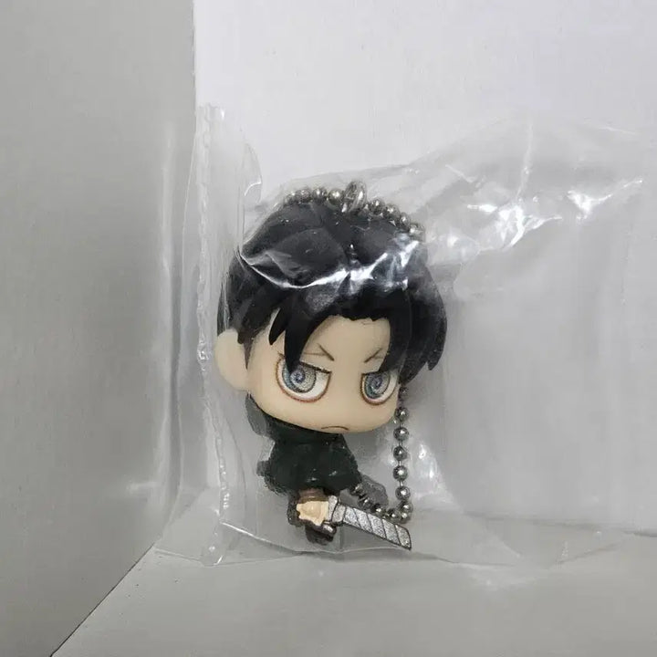 [BUNJANG] Attack on Titan Chimi x Karacolle Levi Charm / 진격의거인 치미 카라코레 키링/ 리바이