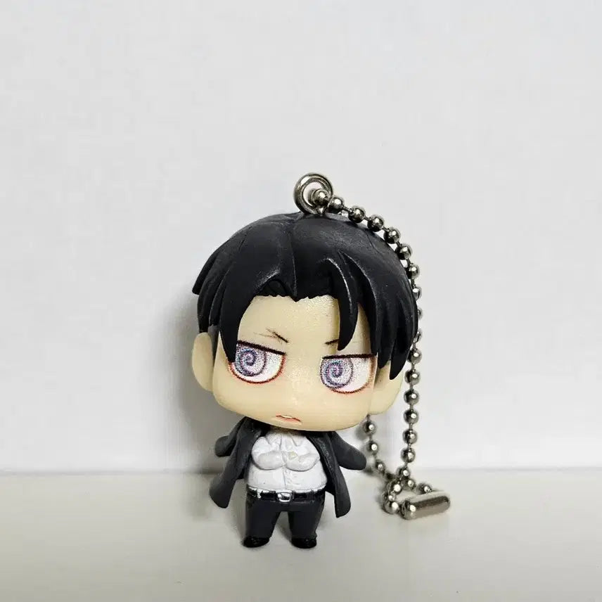 [BUNJANG] Attack on Titan Levi Formal Ver. Chimi Kara KORE Keychain / 진격의 거인 치미 카라코레 키링/ 리바이 정장ver.