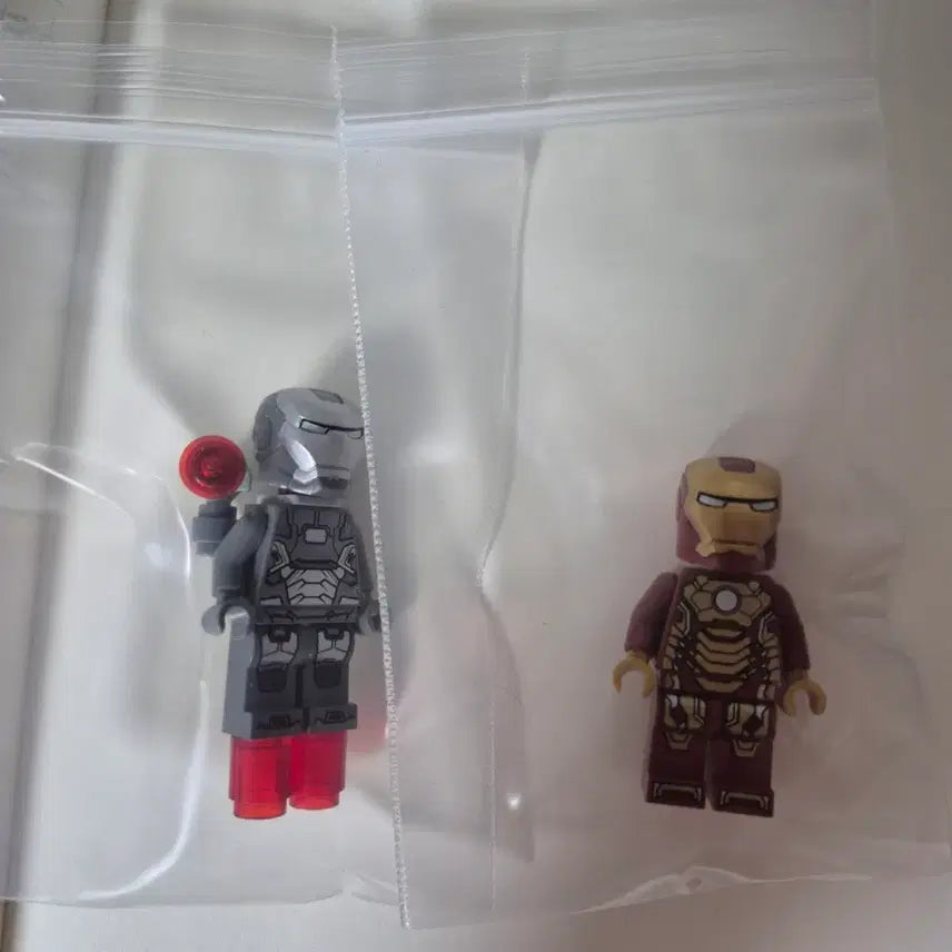 [BUNJANG] LEGO Iron Man MK42 &amp; War Machine Minifigure Set (76006) / 레고 아이언맨, 워머신 미피 판매합니다. (MK42)  (76006)